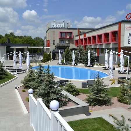 Road Star Hotel Днепър Екстериор снимка