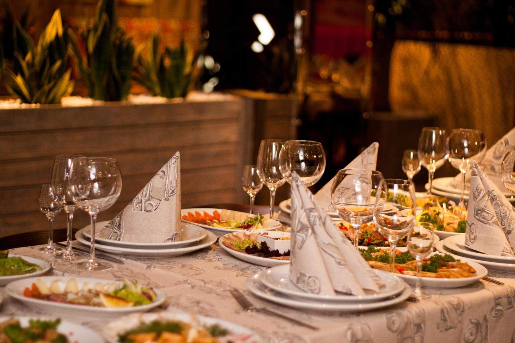 Road Star Hotel Днепър Екстериор снимка