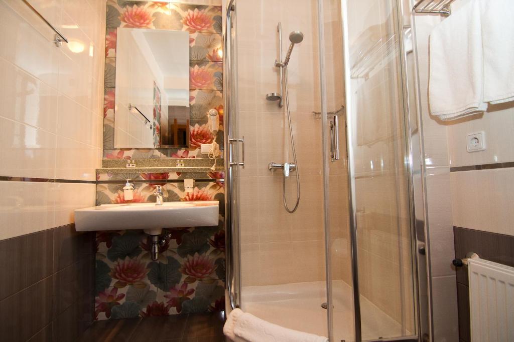 Road Star Hotel Днепър Стая снимка